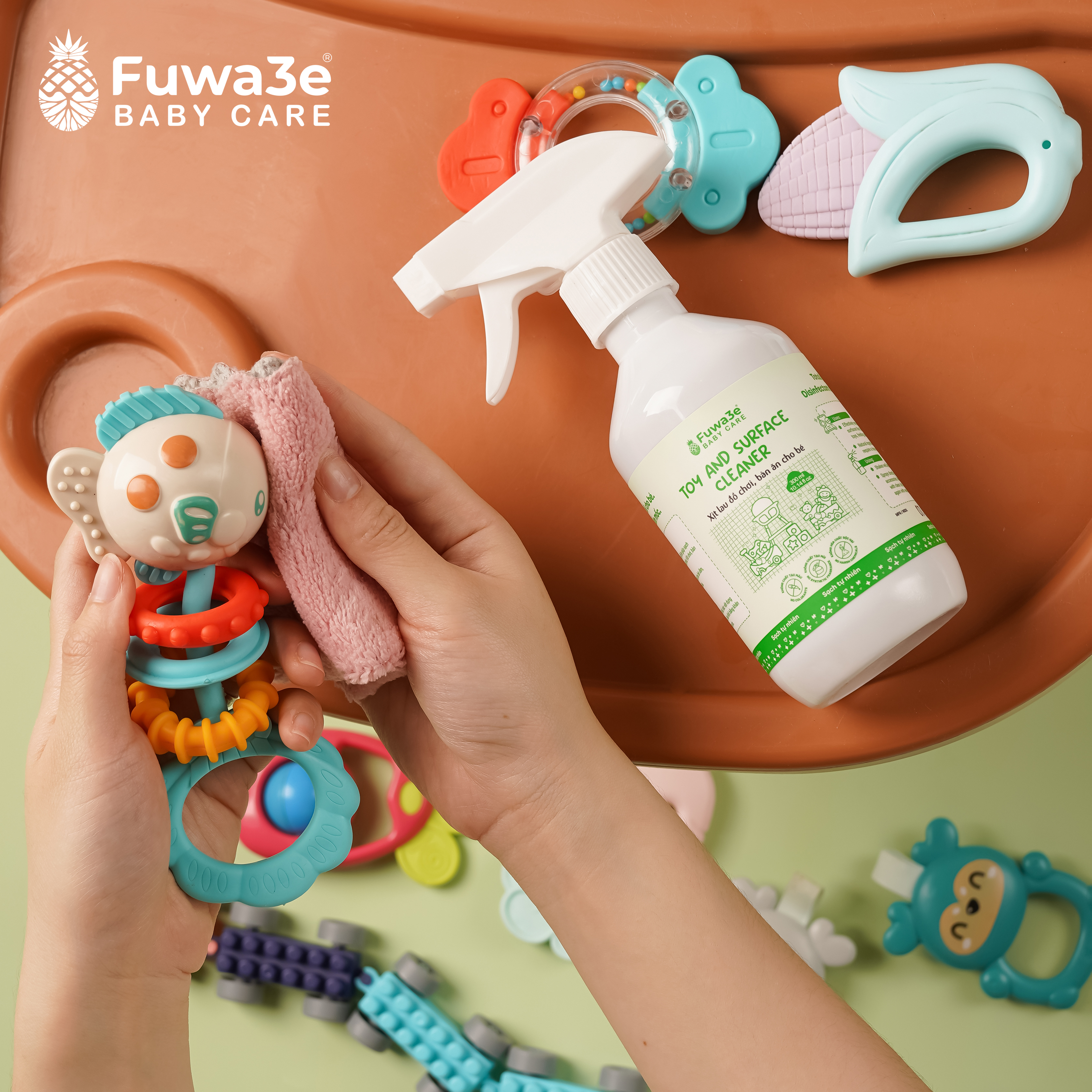 Xịt lau rửa đồ chơi diệt khuẩn hữu cơ an toàn lành tính fuwa3e lau bàn ăn dặm lên men từ dứa 300ml