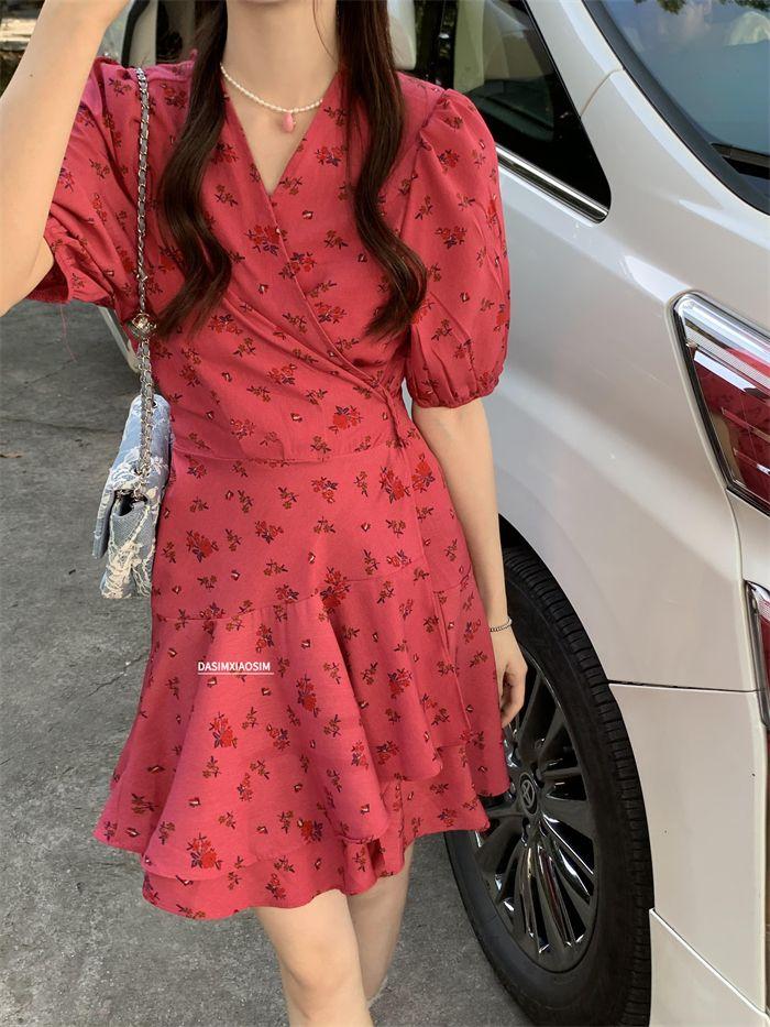 TOBE1SHOP v cổ mảnh hoa đầm cho phụ nữ nhỏ 2023 mùa hè Pháp trà nghỉ khí chất thắt lưng hiển thị gầy một chữ a váy