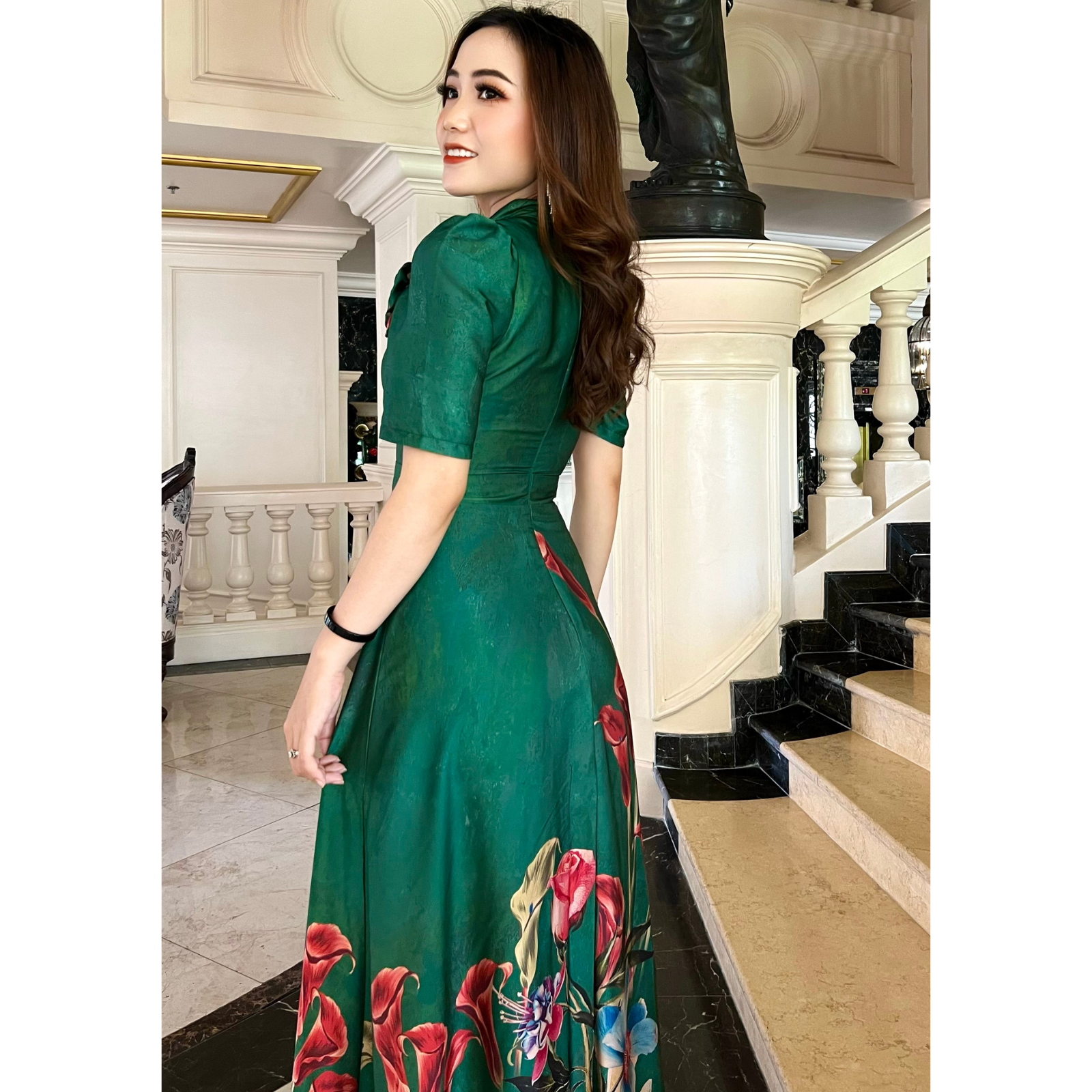 Đầm xoè nữ hoàng hoạ tiết hoa cao cấp sang trọng Lilybelle Dress