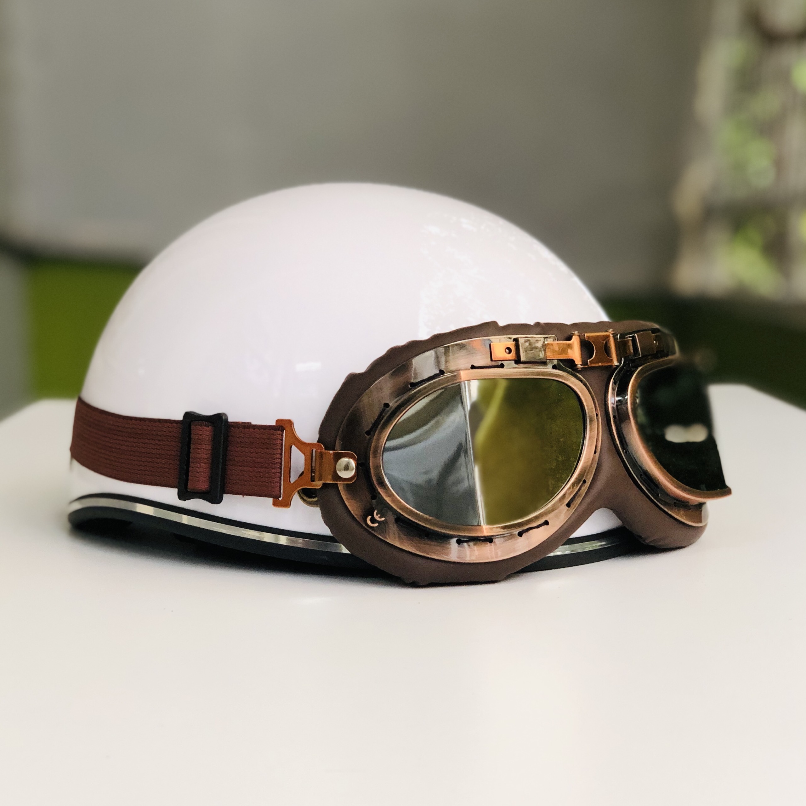 Mũ bảo hiểm xe máy 1/2 RONA haly viền bạc kèm kính phi công viền đồng cao cấp chính hãng