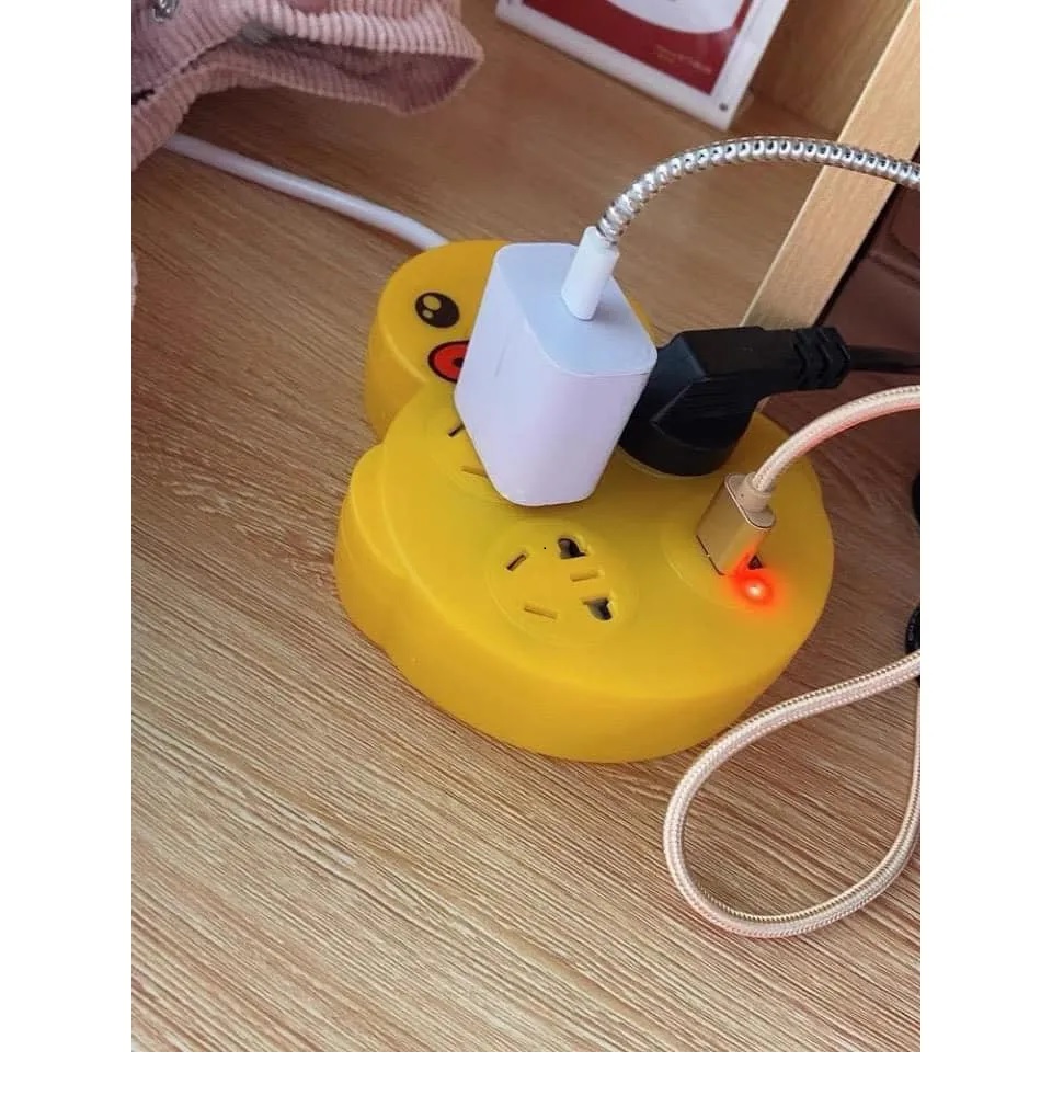 Ổ Cắm Điện Đa Năng Hình Vịt Kèm 2 Cổng Cắm USB