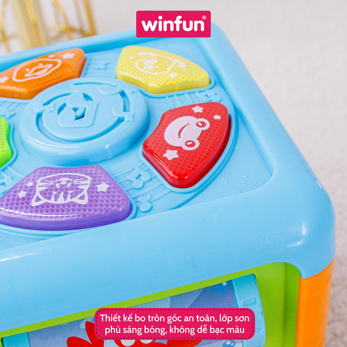 Hộp đồ chơi phát nhạc Winfun 0715 phát triển tư duy toàn diện cho bé