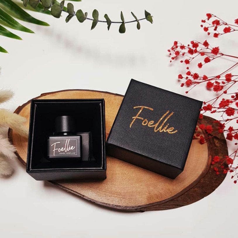 Nước Hoa Vùng Kín Foellie Eau De Bijou  Inner Perfume (Màu đen) - Hương Hoa Hồng Quyến Rũ + Tặng kèm 1 Túi Lưới Rửa Mặt Tạo bọt