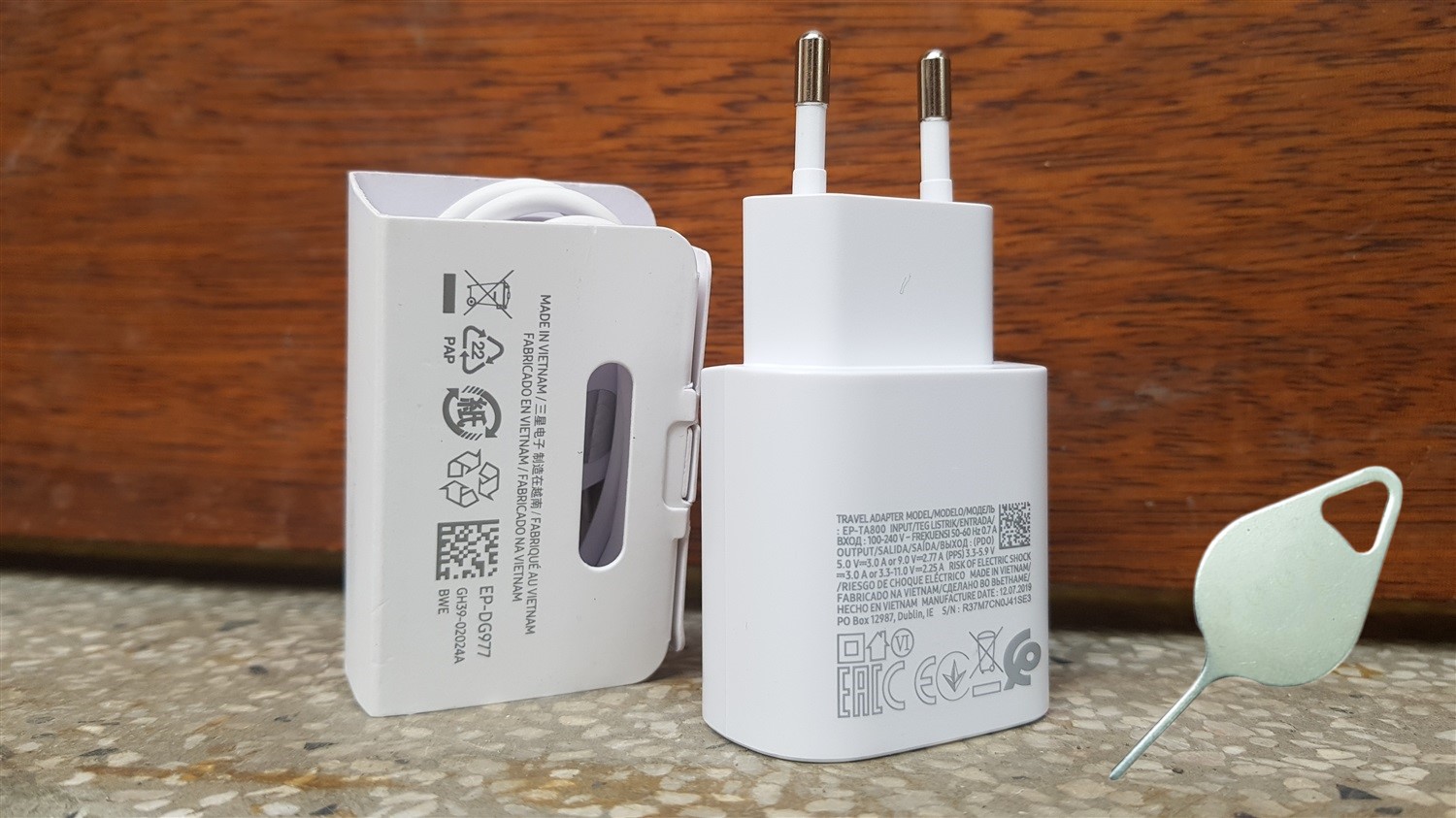 Bộ Adapter S20, Note 10 25W sạc siêu nhanh + cable USB-C dành cho điện thoại Samsung S10, S20, Ipad, Iphone (Tặng kèm que chọt sim) có ảnh thật kèm theo