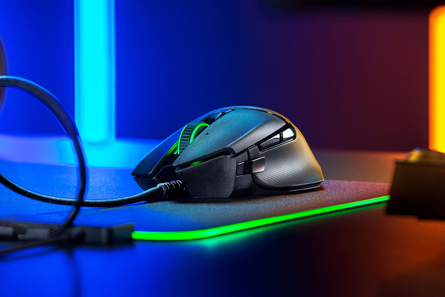Chuột Razer Basilisk V2-Wired Ergonomic_RZ01-03160100-R3M1-HÀNG CHÍNH HÃNG