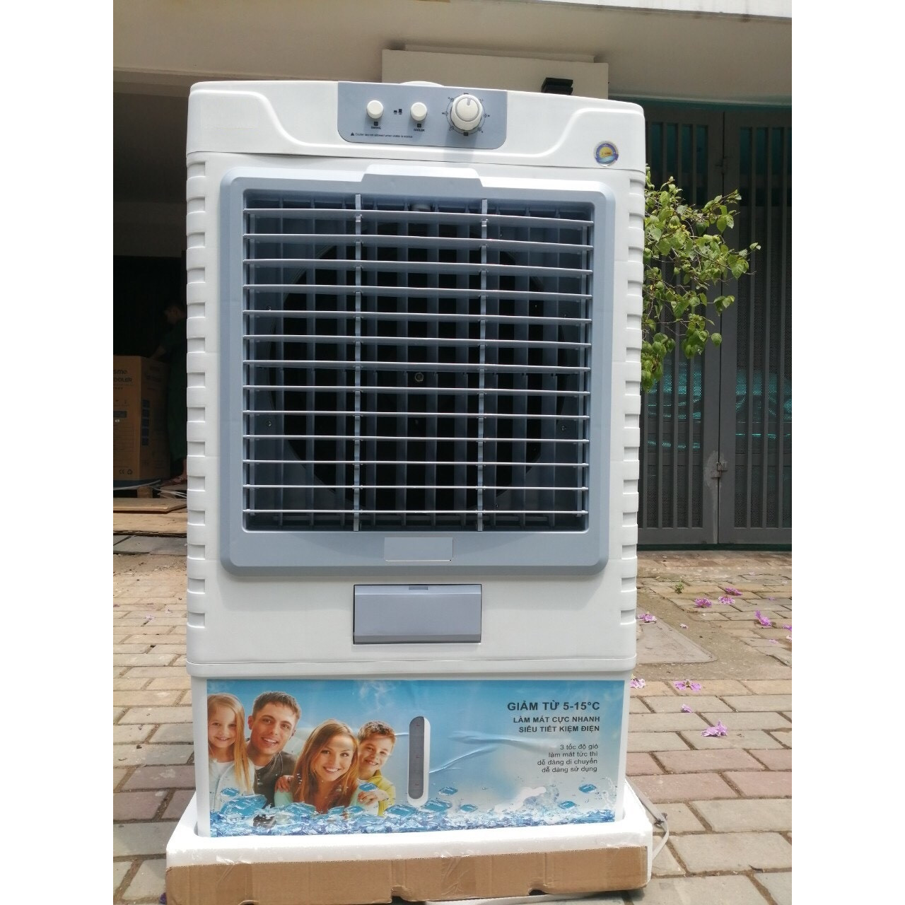 Quạt điều hòa AKYO Inverter Model AK-8000 điều khiển cơ, công suất 200W tặng kèm 2 đá khô - hàng chính hãng