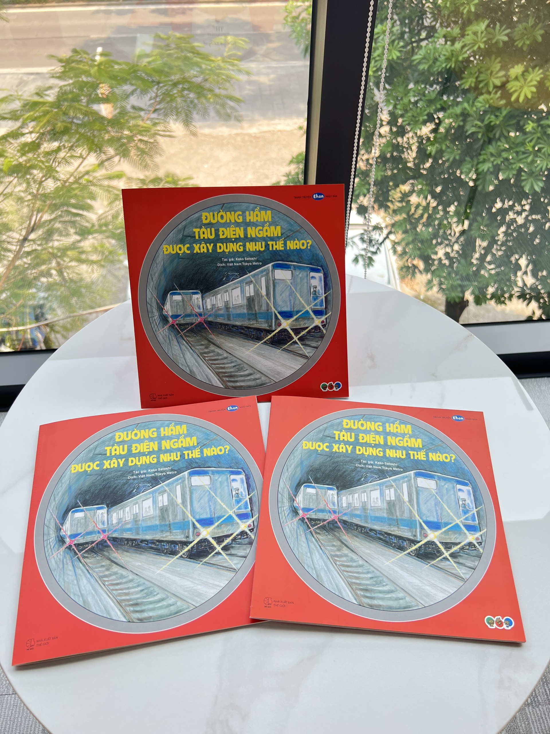 Sách cho bé từ 3 tuổi - Phát triển quan sát Đường hầm tàu điện ngầm được xây dựng như thế nào?
