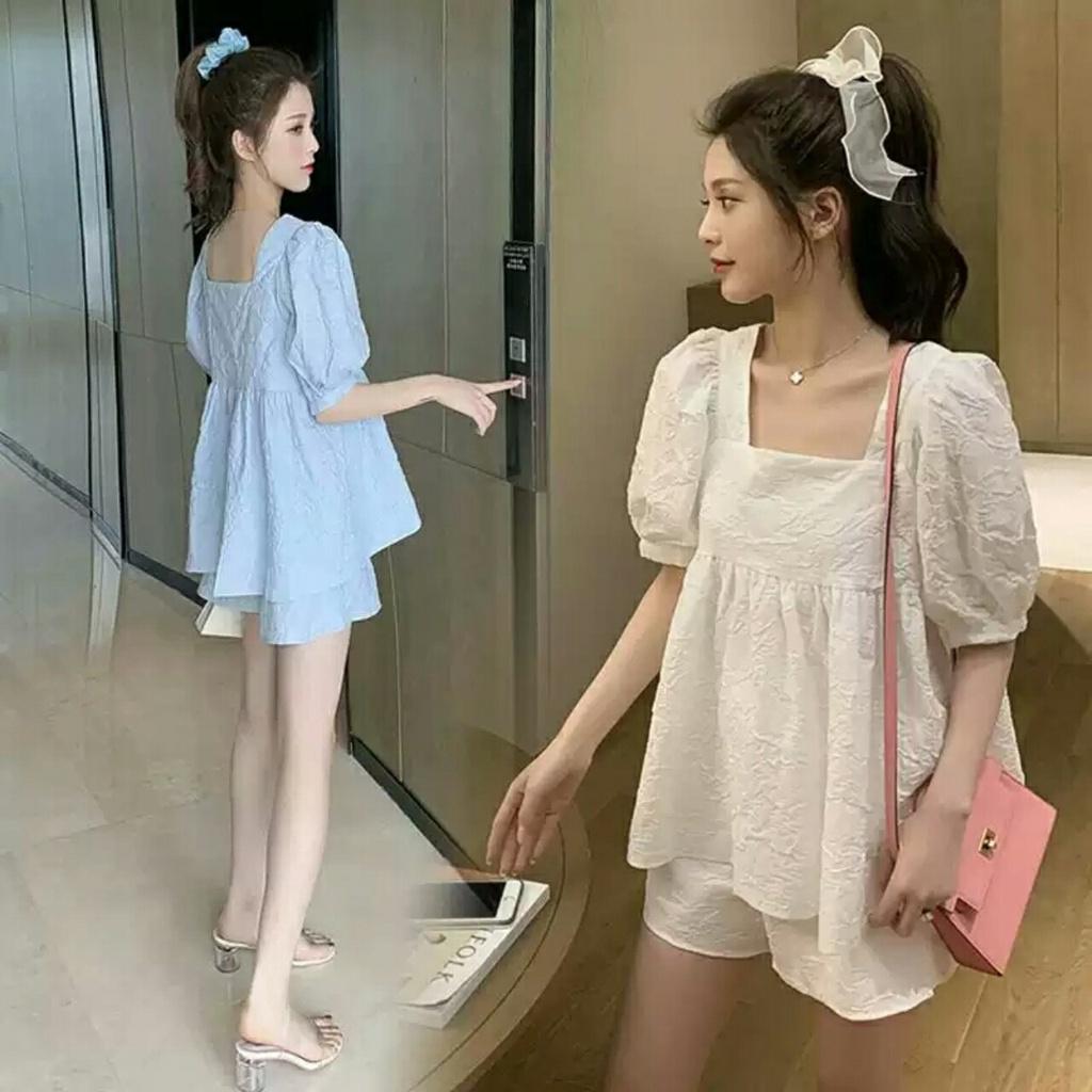 Bộ Đồ Bầu Thiết Kế Cổ Vuông Chất Mát