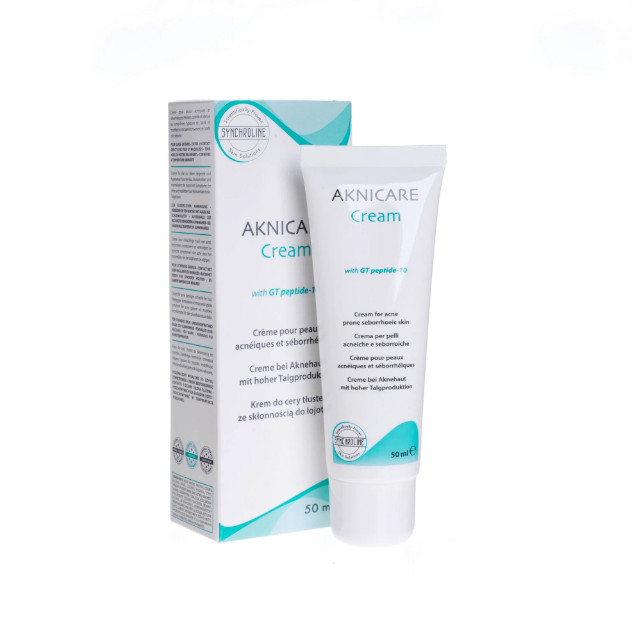 Kem Kiểm Soát Nhờn Và Giữ Ẩm Cho Da Aknicare Cream 50ml