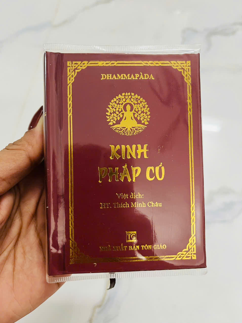 Kinh pháp cú  - khổ 8x11cm- tặng kèm bọc sách