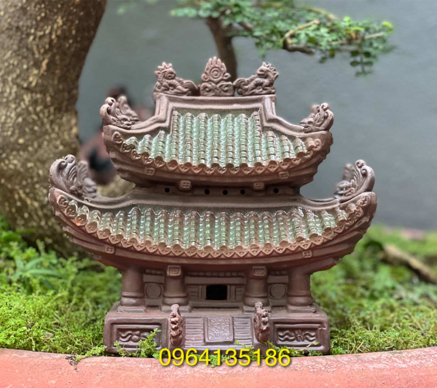 Tiểu cảnh chùa 2 mái xanh h22cm gốm sứ Bát Tràng