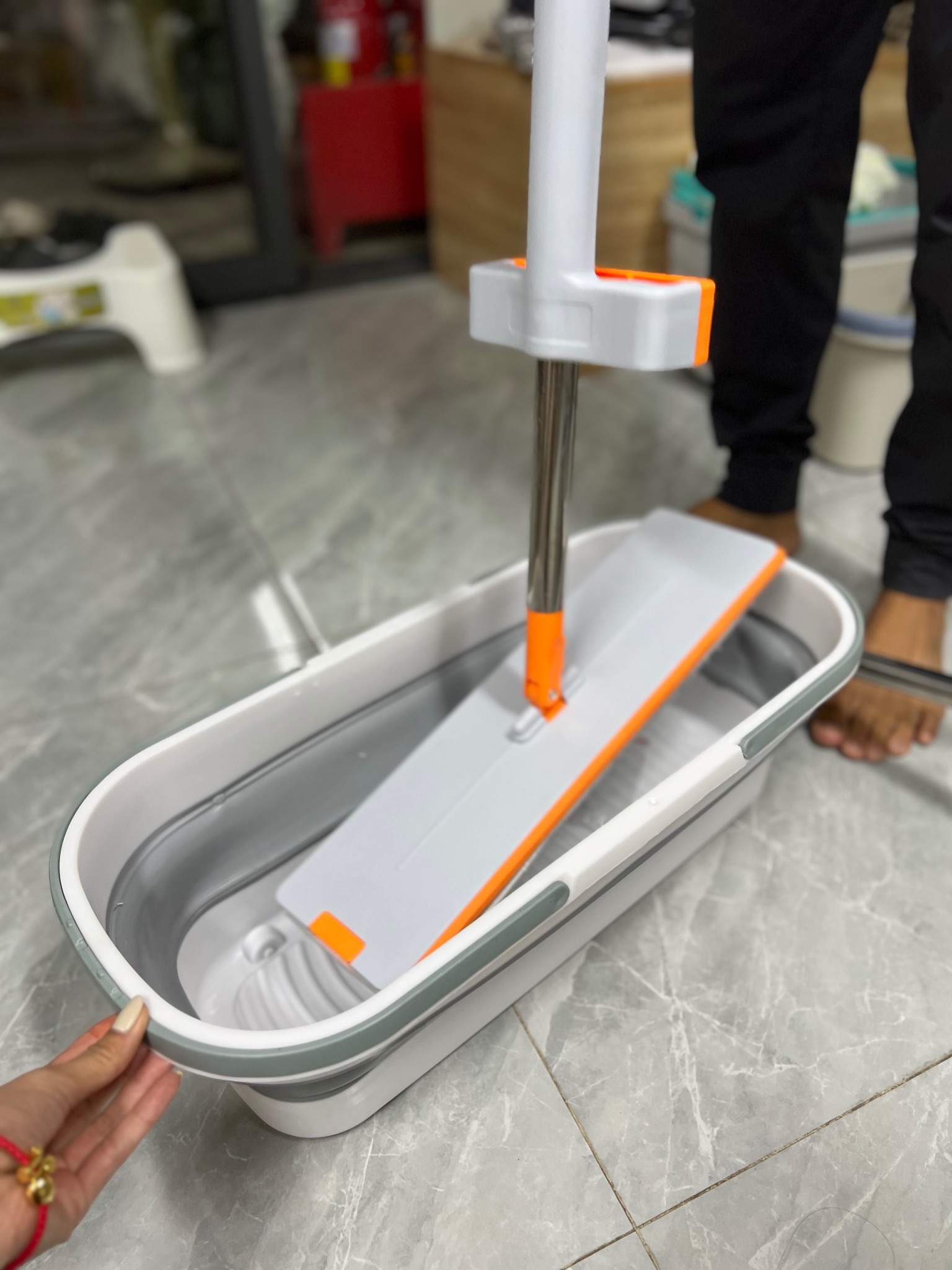 Cây lau nhà tự vắt thông minh, chổi lau nhà tự vắt thiết kế silicon gạt nước đa năng cây lau dài 128cm