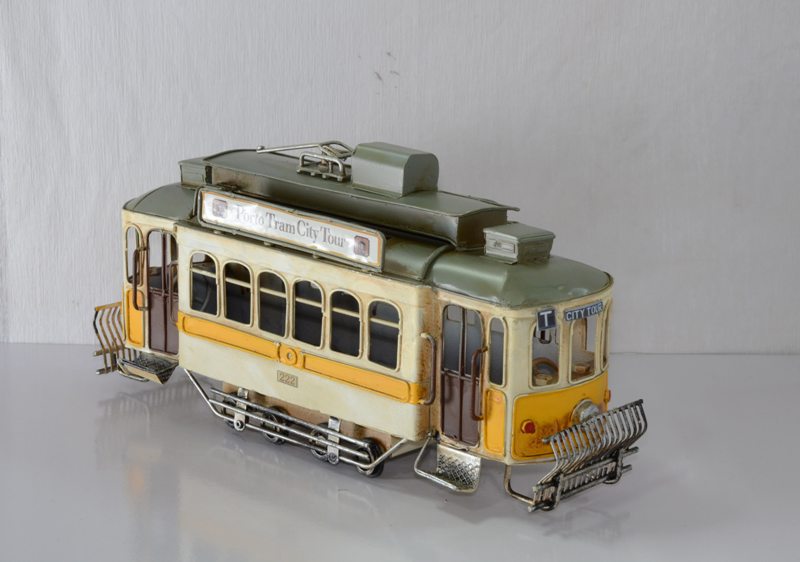 Mô hình Xe điện cổ Retro Kim loại trưng bày / Vintage Metal Tram handmade Decoration (1304E-3538)