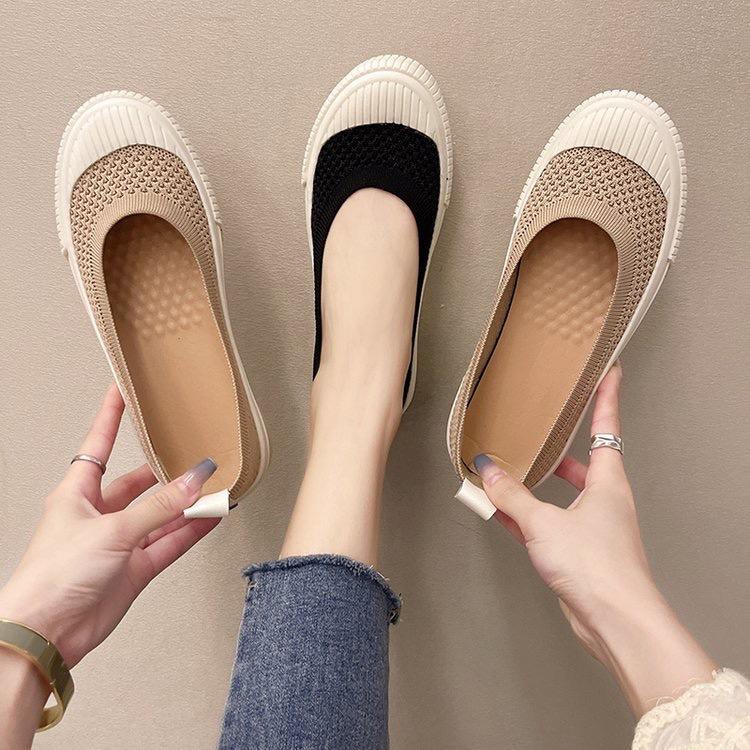 Giày Slip On Nữ Đẹp Ôm Chân Thoáng Khí Siêu Xinh Với 2 Màu : Đen, Nâu Sữa Có Đủ Size Từ 35-40 SHOP HAMI G35