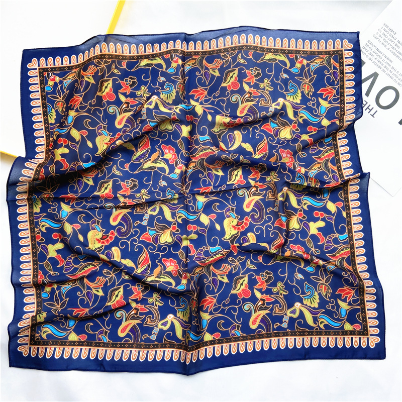 Khăn lụa vuông họa tiết hoa vintage đa năng AKL67 (60x60cm)