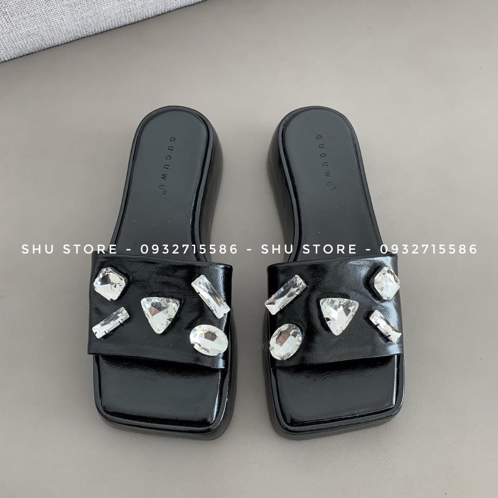 DÉP ĐẾ XUỒNG THỜI TRANG MŨI VUÔNG QUAI NGANG ĐÍNH ĐÁ 909-1 SHU STORE FOOTWEAR