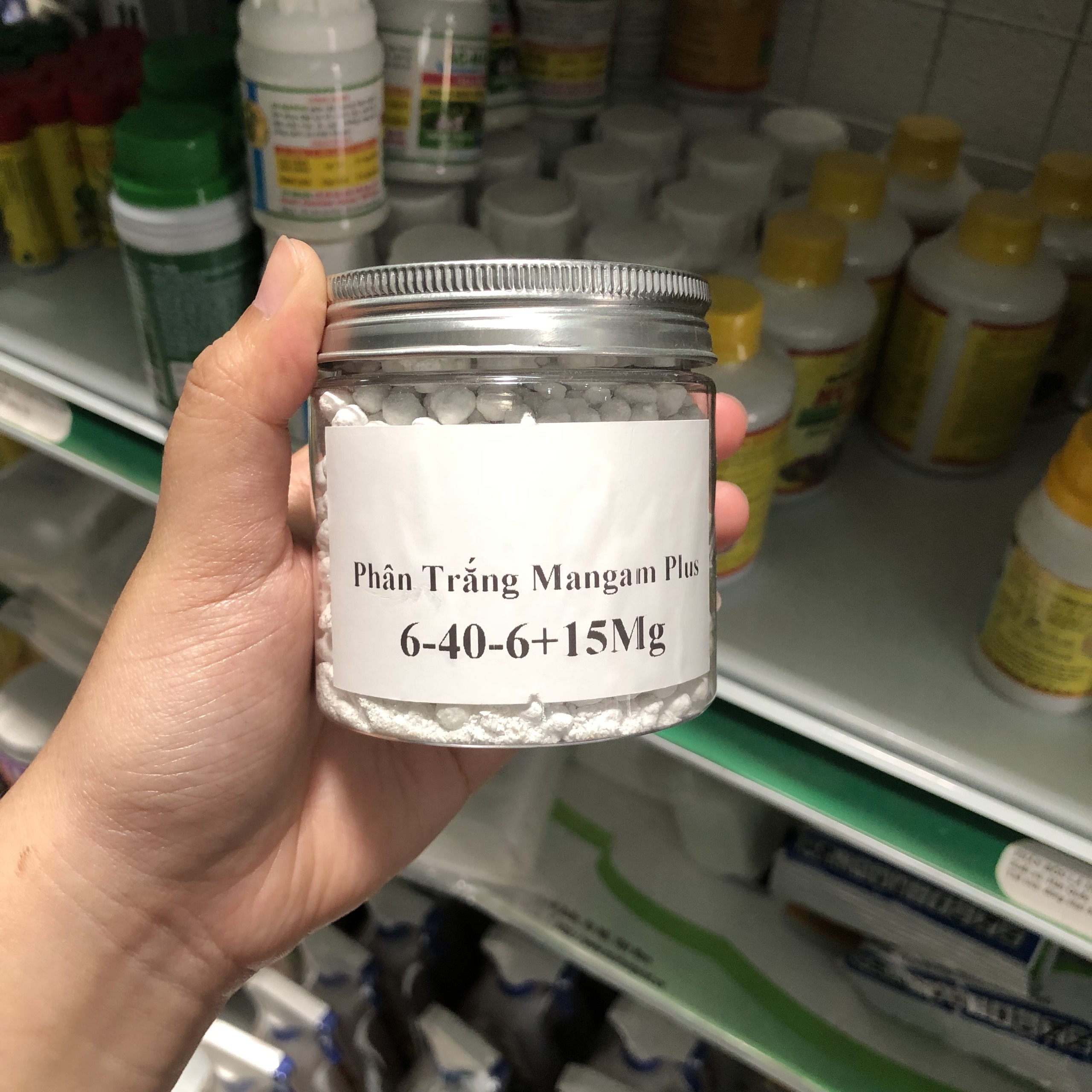 PHÂN TAN CHẬM NHẬT BẢN MAGRAMP HYPONEX 6-40-6-15 CHUYÊN CHO HOA LAN