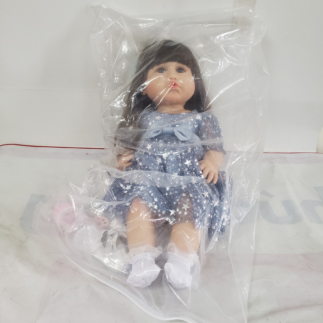 Búp Bê Tái Sinh Thân Nhựa Mềm Mại KEIUMI Chu Miệng Tóc Dài 55 cm = 22 inch Reborn Silicon Vinyl Doll PVN4699