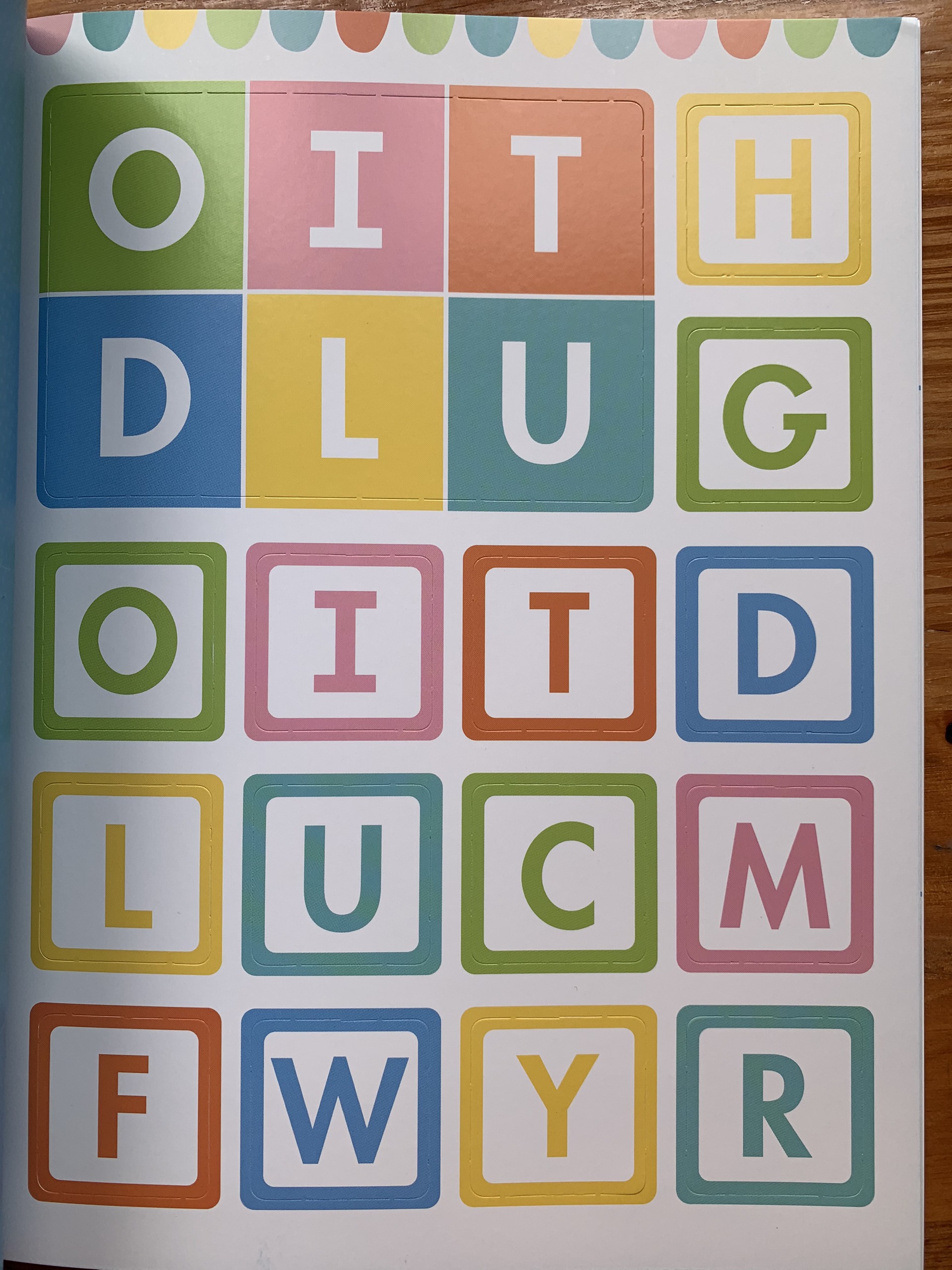 Sách tương tác sticker – Bảng chữ cái - ABC Alphabet (Sticker activity book)