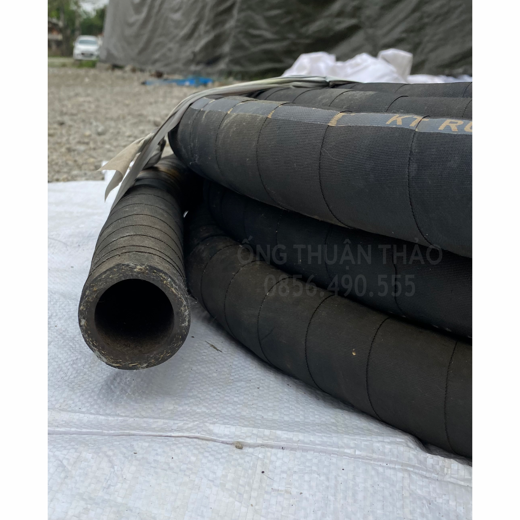 Ống Cao Su Bố Vải Phi 38mm cuộn 20 mét- Hàng Nhập Khẩu - Ống Thuận Thảo