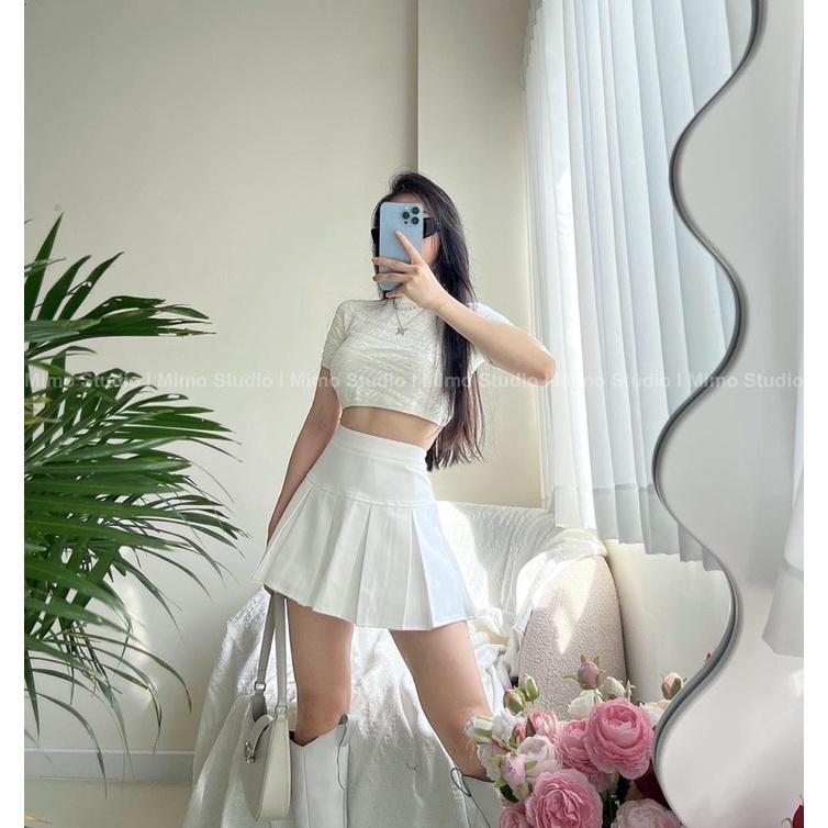 Len croptop trắng hở lưng dây rút - Váy xếp ly trắng có quần trong