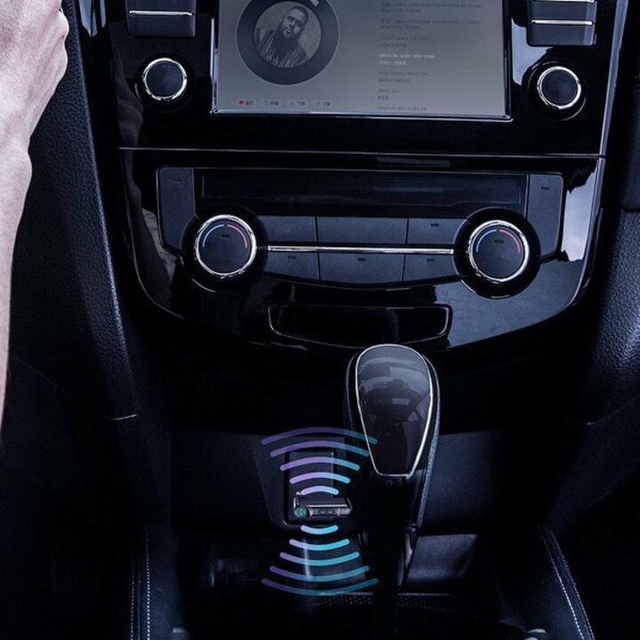 Bộ Bluetooth Receiver WXQY-01 dùng cho ô tô, xe hơi nhãn hiệu Baseus Qiyin AUX kết nối Bluetooth V5.0 thu tín hiệu âm thanh truyền từ các thiết bị di động và xuất ra cổng Audio AUX 3.5mm - Hàng Nhập Khẩu