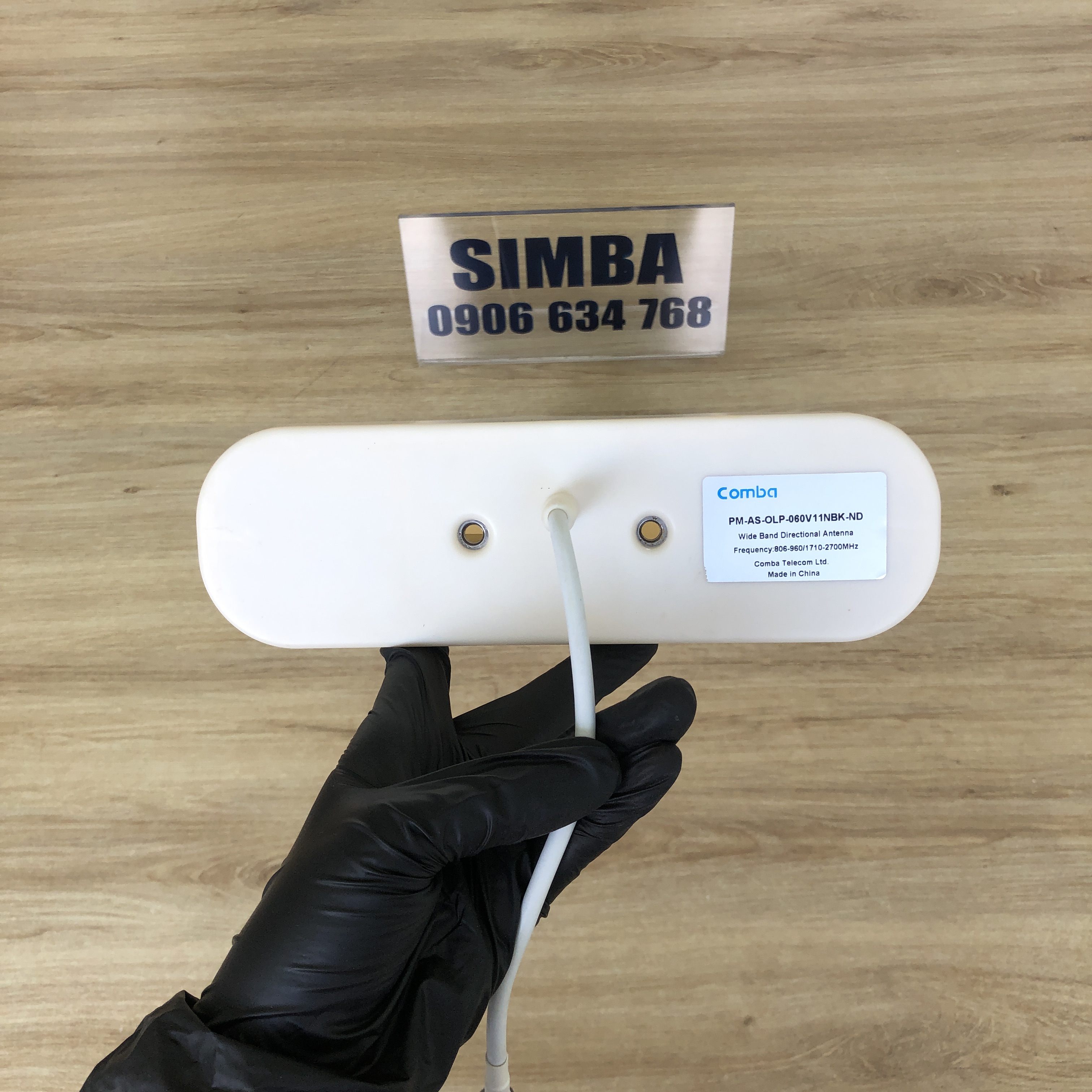 Anten V Pol, 60 °, 806-960,1710-2700 MHz, 11dBi,  Model: IPM-AS-OLP-060V11NBK-ND, Comba