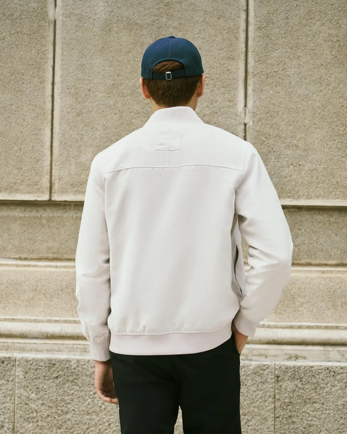 Áo khoác bomber nam da lộn Form Regular - ROUTINE 10F25JAC005