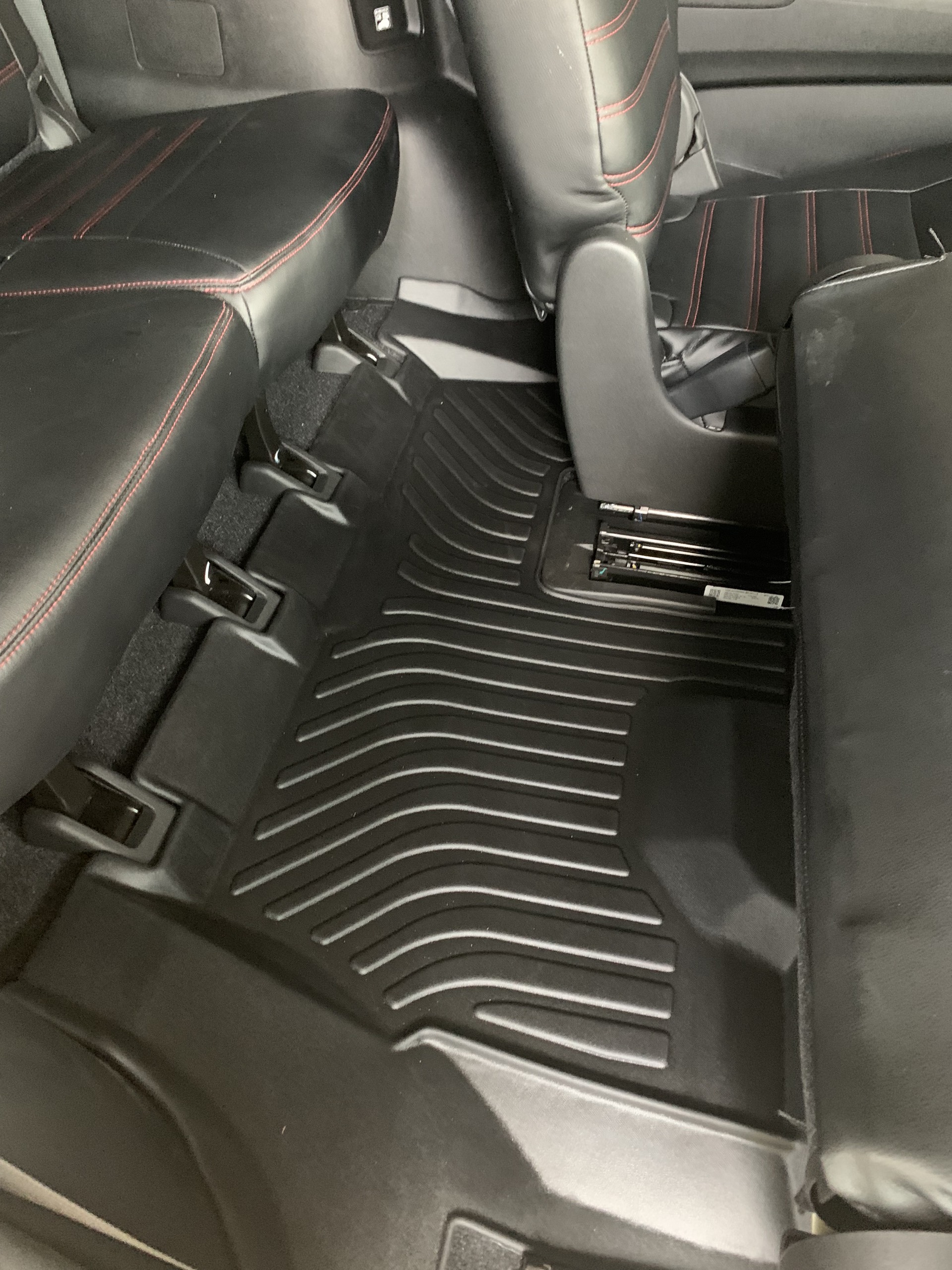 Thảm lót sàn xe ô tô Suzuki XL7/ Suzuki Ertigar ( 3 hàng ghế) Nhãn hiệu Macsim