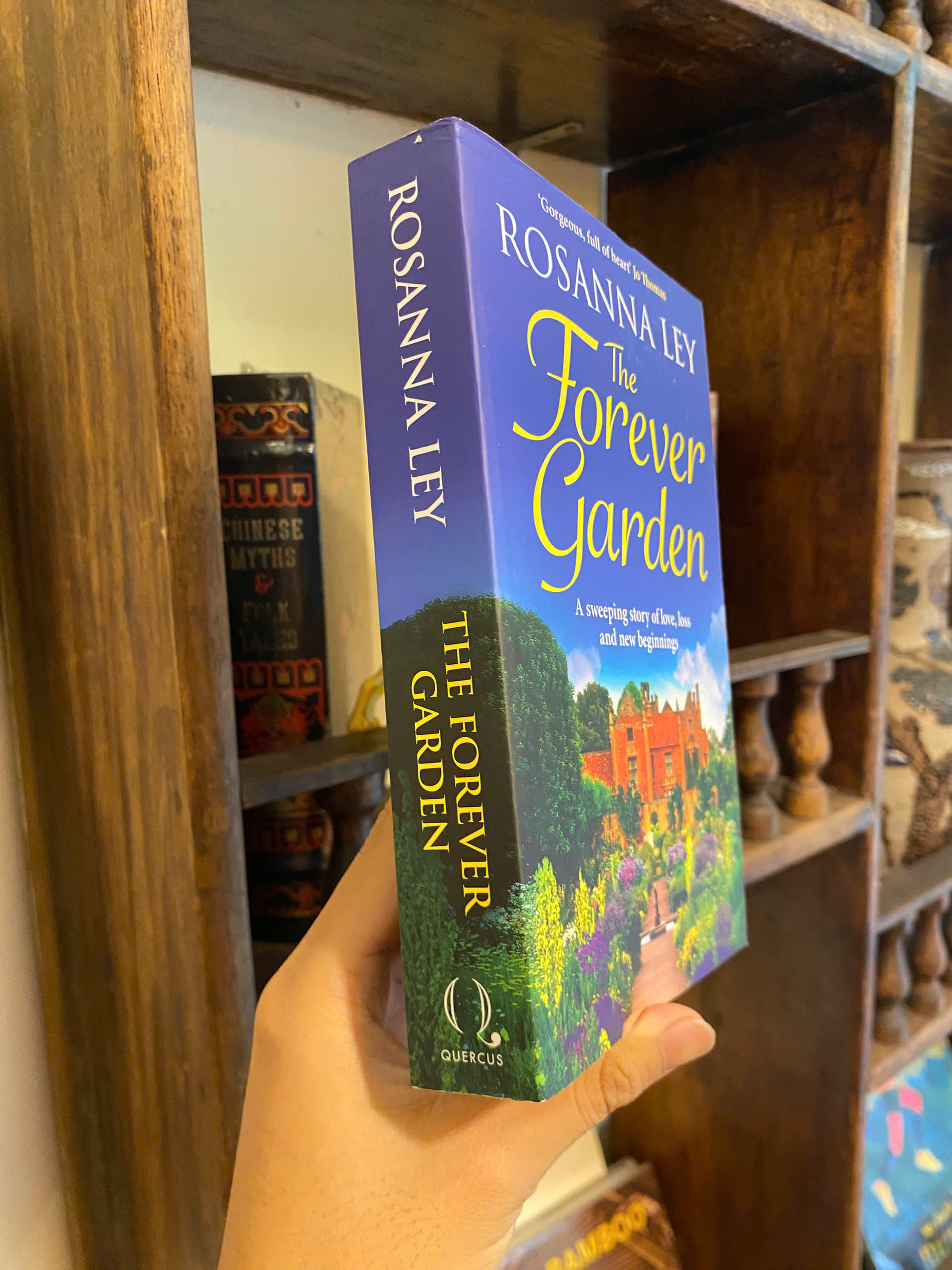 Sách - The Forever Garden by Rosanna Ley | Contemporary Fiction / Ngoại văn Nhập khẩu