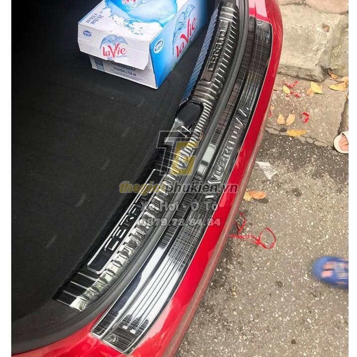 Bộ ốp chống trầy bậc cốp Kia Cerato 2019 - Mẫu Titan