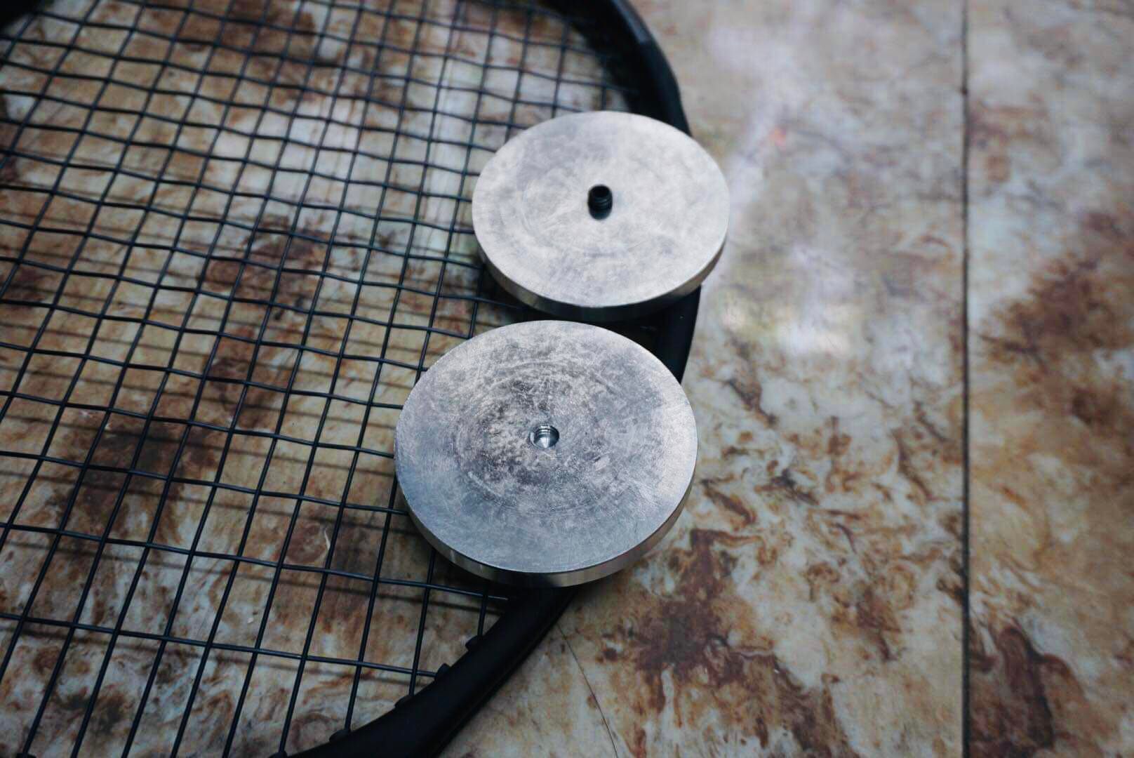 Dụng cụ luyện vung vợt tennis racquet drop assistant