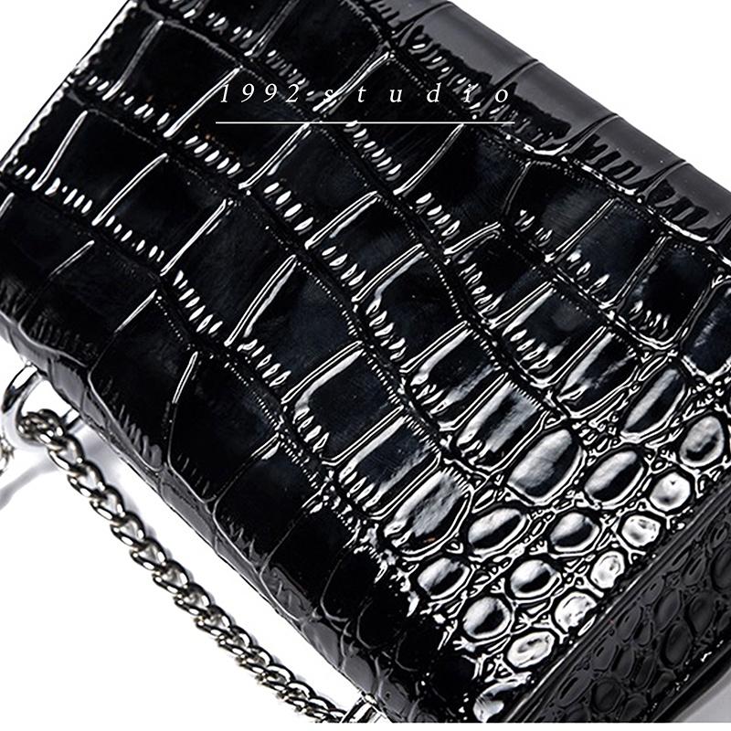 Túi xách nữ 1992 s t u d i o / PHEDRA BAG / màu đen da bóng mini size dây xích phối da