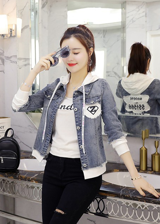 Áo Khoác Jeans Nữ Phối Nút BY1060