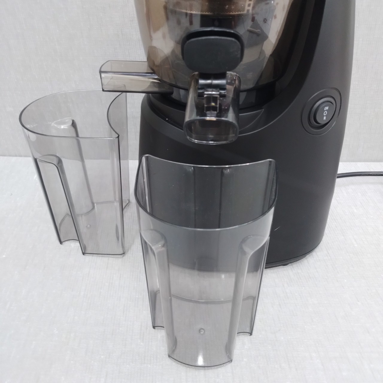 Máy ép chậm, miệng lớn ép nguyên trái SlowJuicer công suất 250W