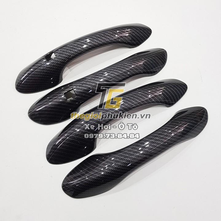 Bộ ốp tay nắm cửa, hõm cửa xe Hyundai Santafe 2019-2020 vân Carbon