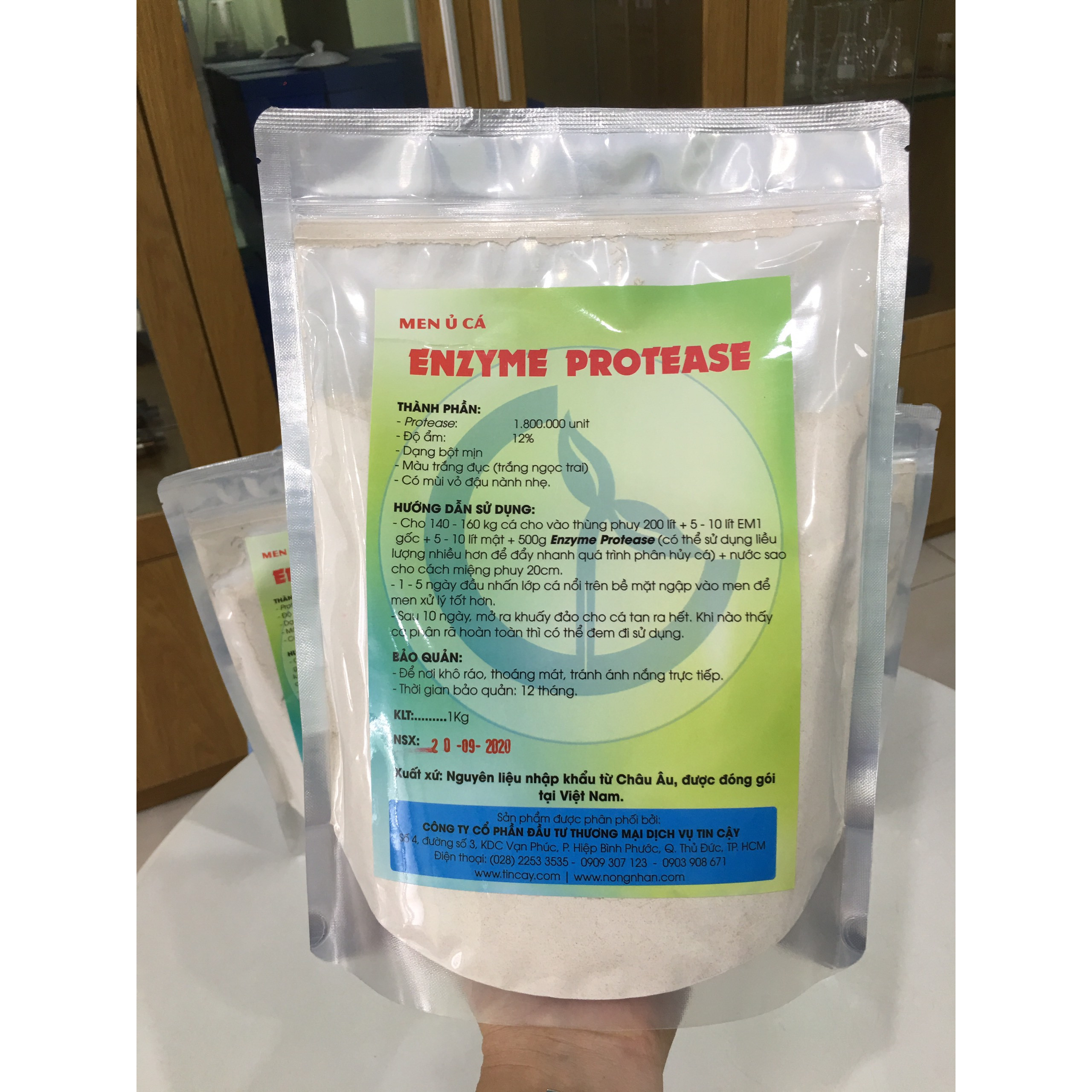 Men ủ phân cá Protease