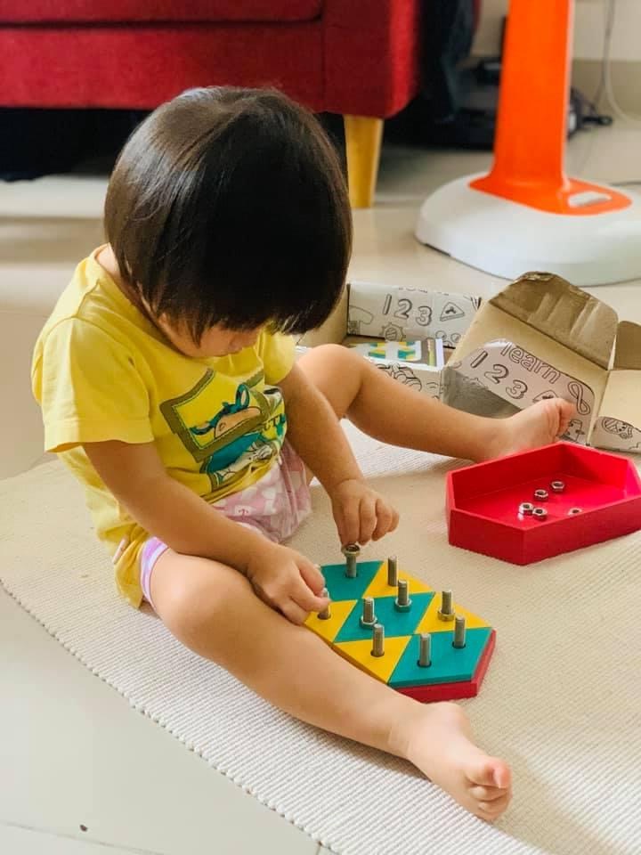[SK 060 - Mota Montessori] - Đồ chơi trí tuệ cho bé Mosaic Nuts &amp; Bolts   (Bộ vít và ốc vặn) - Hàng chính hãng
