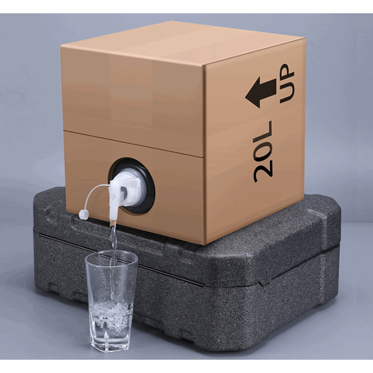Hộp đựng bia, rượu vang kèm vòi LDPE