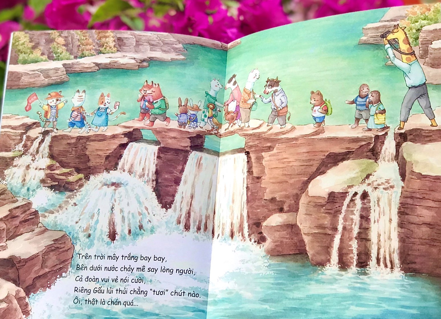 Sách - Những Bài Học Đầu Tiên Của Bé : Sợi Dây Giày Biết Bay - Bạn ơi, Mình làm hòa nhé! - Vàng Anh ơi, Cố lên - Gấu con ơi, thẹn quá đi thôi - Con muốn ăn bánh bao nhân thịt - Tạm biệt nhé, máy bay nhỏ