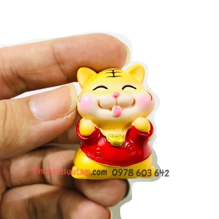 Tượng Nhựa Con Cọp Cute Dễ Thương , Dùng để trưng bày trên bàn sách, bàn làm việc, xe oto, kích thước 4 x 3.5cm, màu vàng - TMT Collection - SP005465
