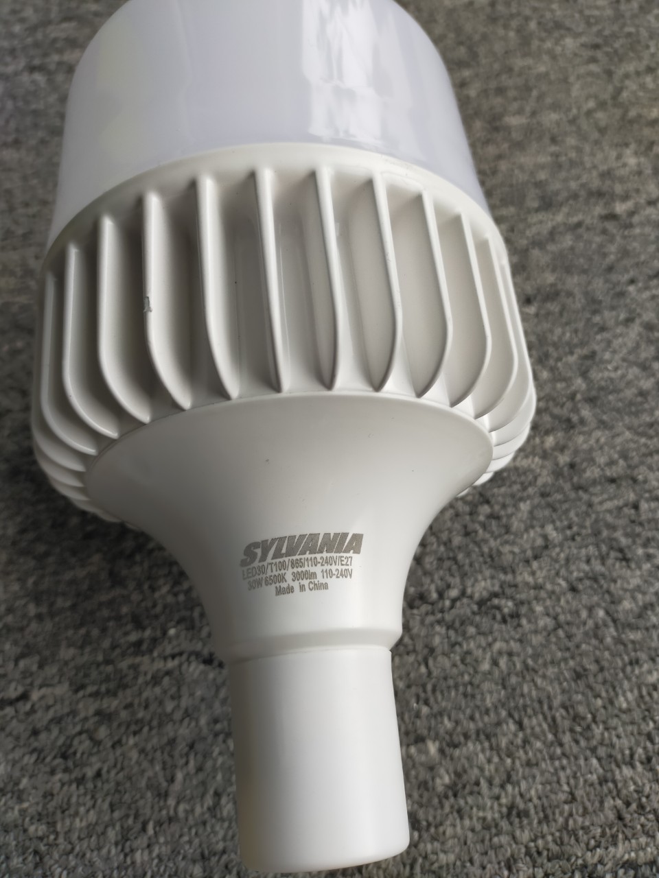 BÓNG ĐÈN LED BULB TRỤ SYLVANIA ĐẾ NHÔM NGUYÊN KHỐI E27 30W ÁNH SÁNG TRẮNG 6500K - - TIẾT KIỆM ĐIỆN NĂNG