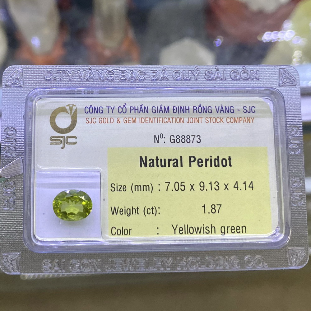 Viên Đá Peridot Ngọc Olivin Thiên Nhiên, Đá Phong Thủy Loại Lớn Mài Giác Oval Kiểm Định