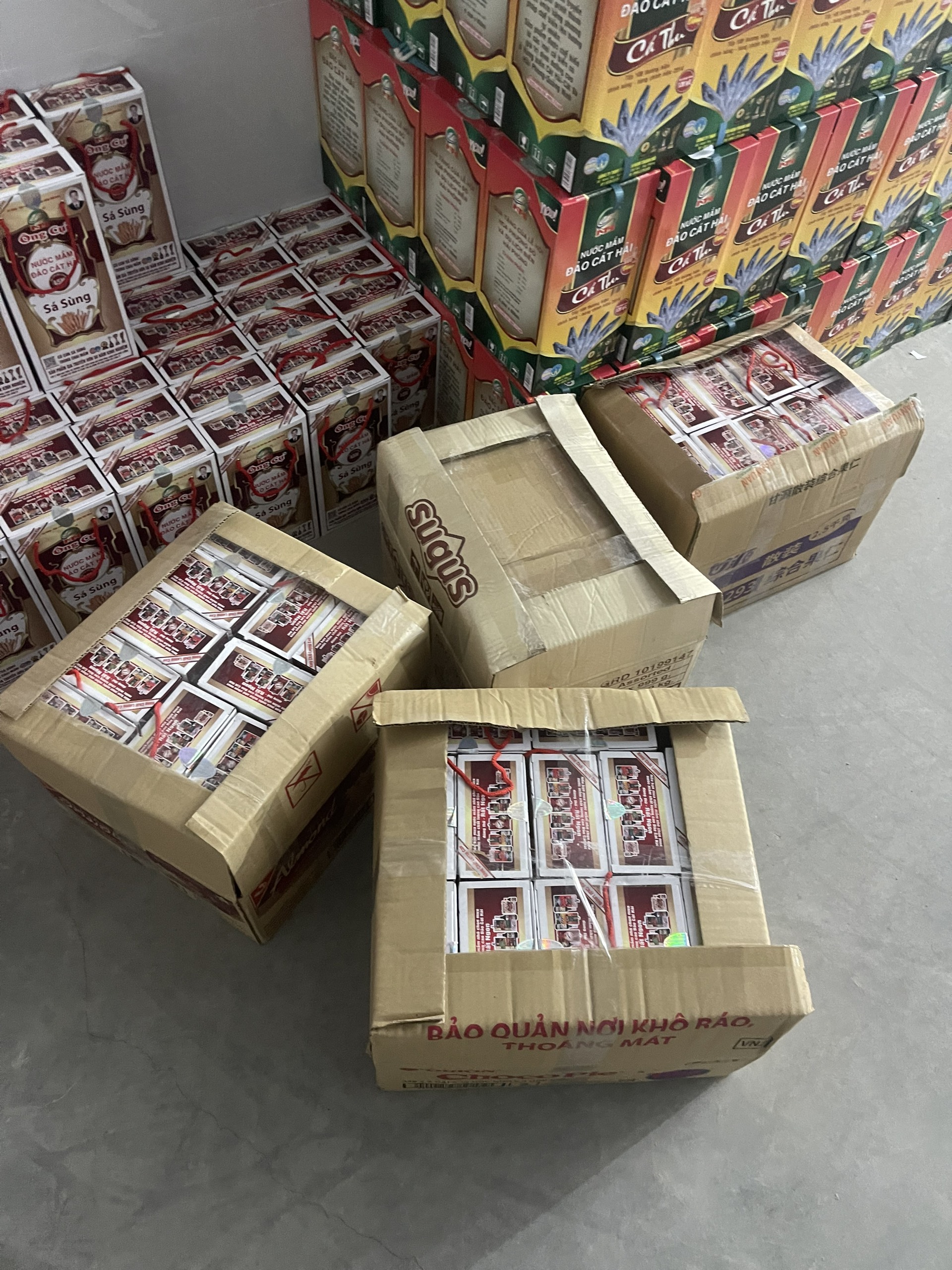 Nước mắm sá sùng thượng hạng 45N - Độ đạm cao, dung tích 500ml/1 chai, hộp 2 chai