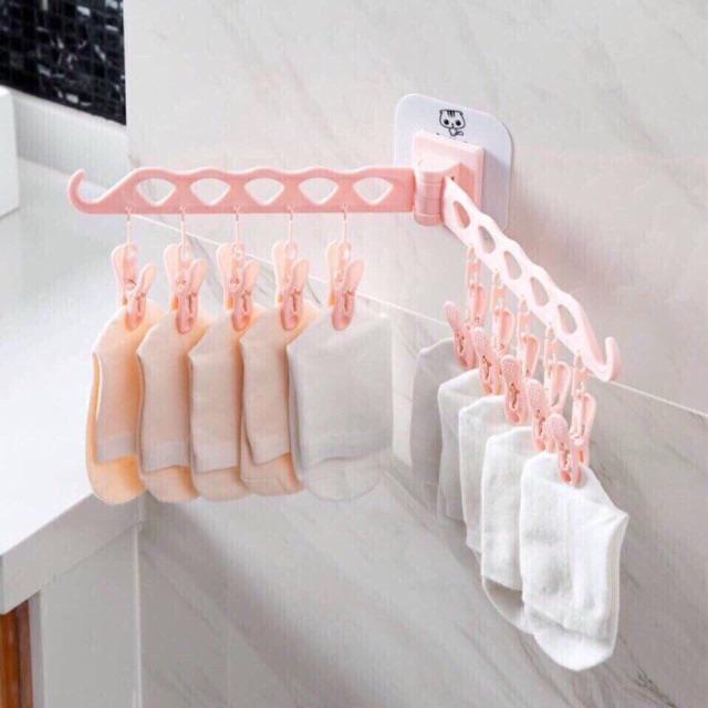 Móc treo đồ dán tường có kèm kẹp