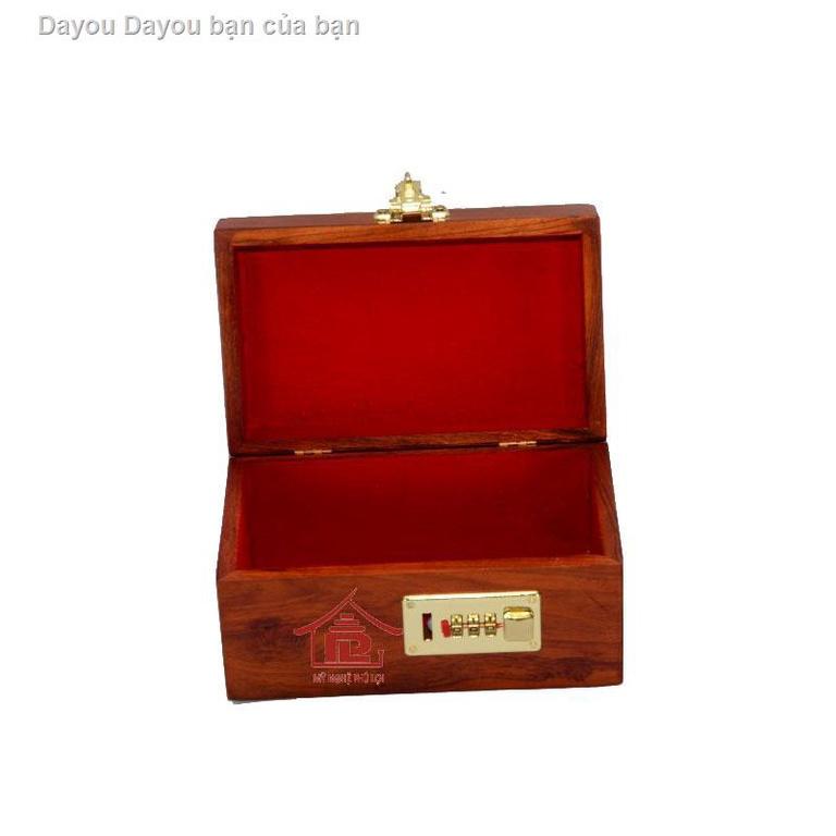 Hộp đựng trang sức, con dấu gỗ hương khóa số