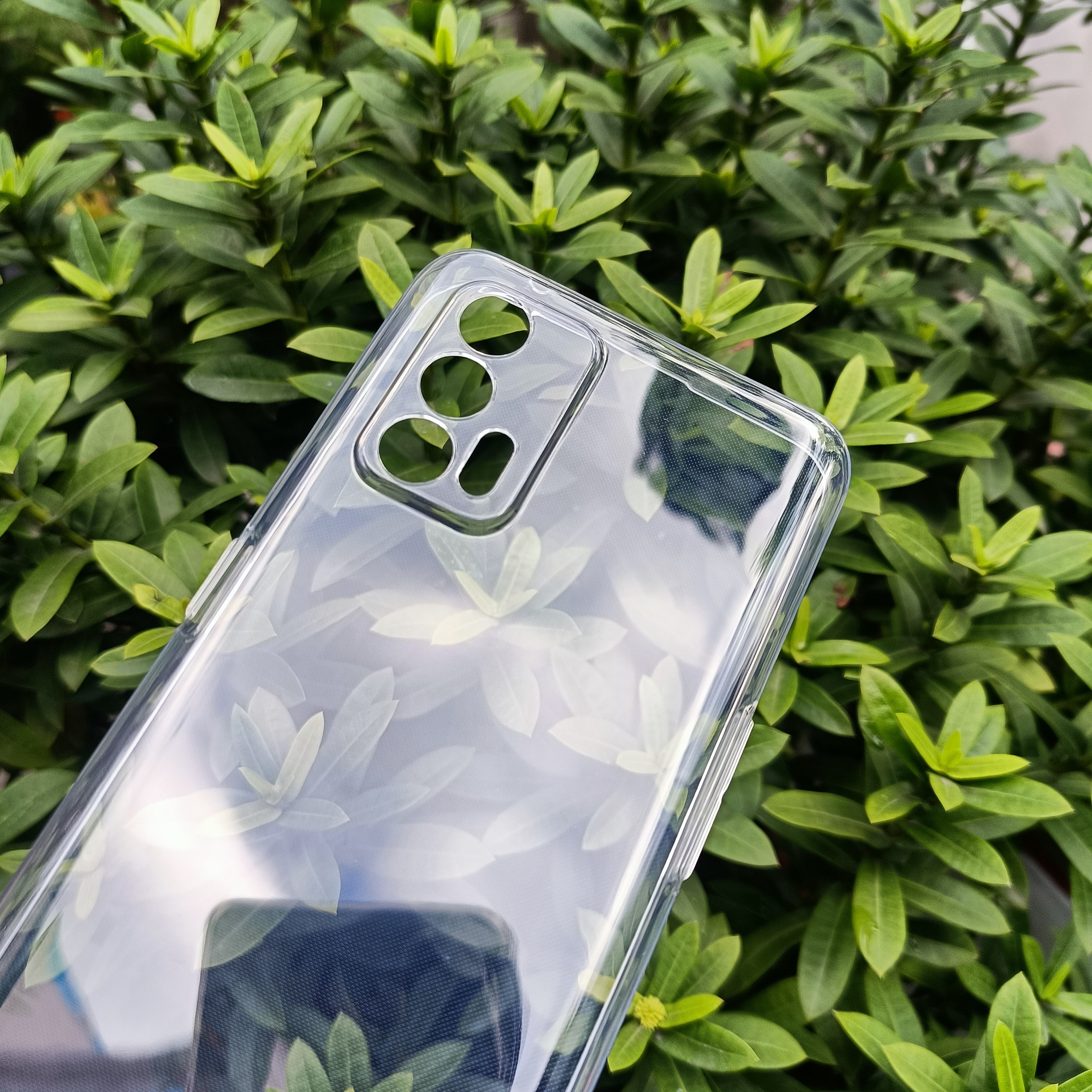 Ốp Lưng Dẻo Gor Cho Realme GT 5G, GT Neo, GT Neo Flash Edition Trong Suốt, Có Gờ Bảo Vệ Camera, Hãng Gor - Hàng nhập khẩu