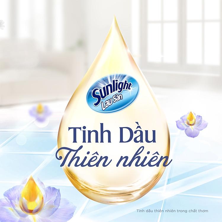 Nước lau sàn Sunlight Tinh dầu thiên nhiên hương hoa diên vỹ Túi 1kg