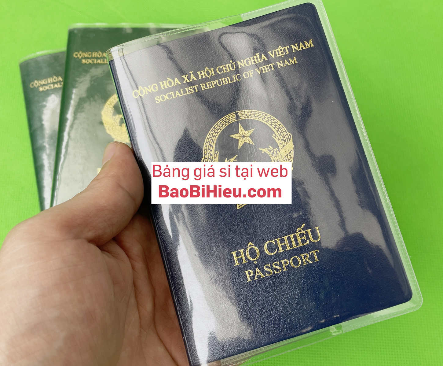 Hình ảnh Combo 5 bao  passport trong suốt đựng hộ chiếu loại dày 3 ngăn