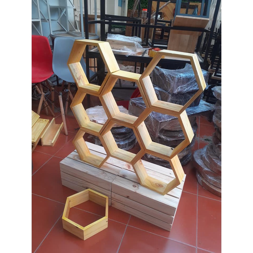 3 Kệ Lục giác gỗ treo tường trang trí Gỗ Thông kích thước 30x30x10 cm